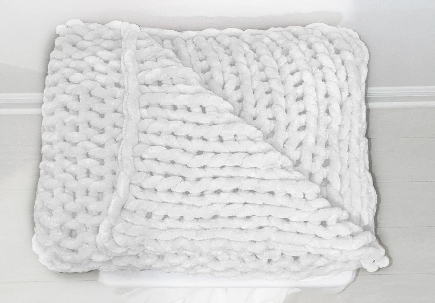 White Chenille Knit Weighted Blanket Close Up